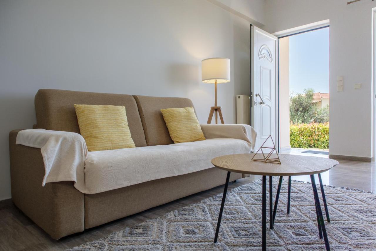 Almyros Aktis Seaview Apartment Calamata Exterior foto
