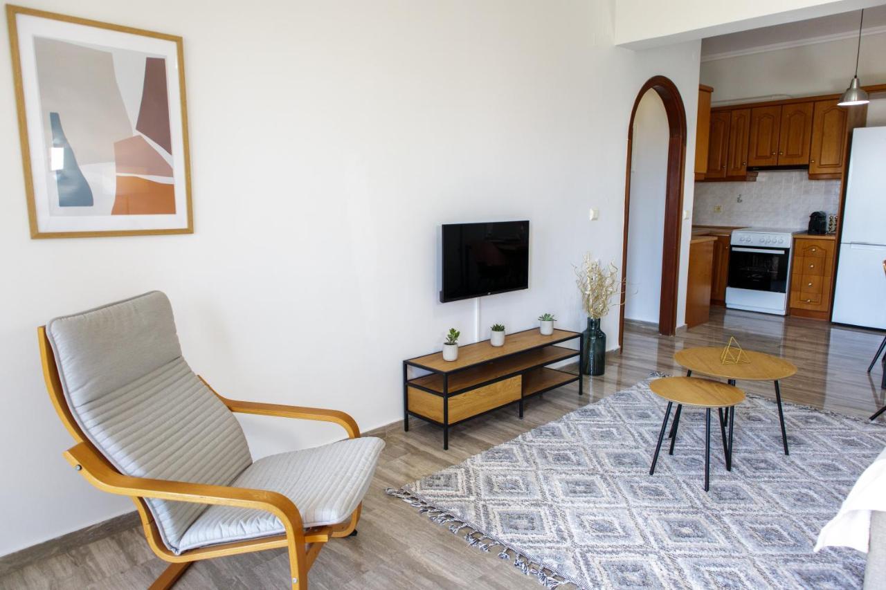 Almyros Aktis Seaview Apartment Calamata Exterior foto