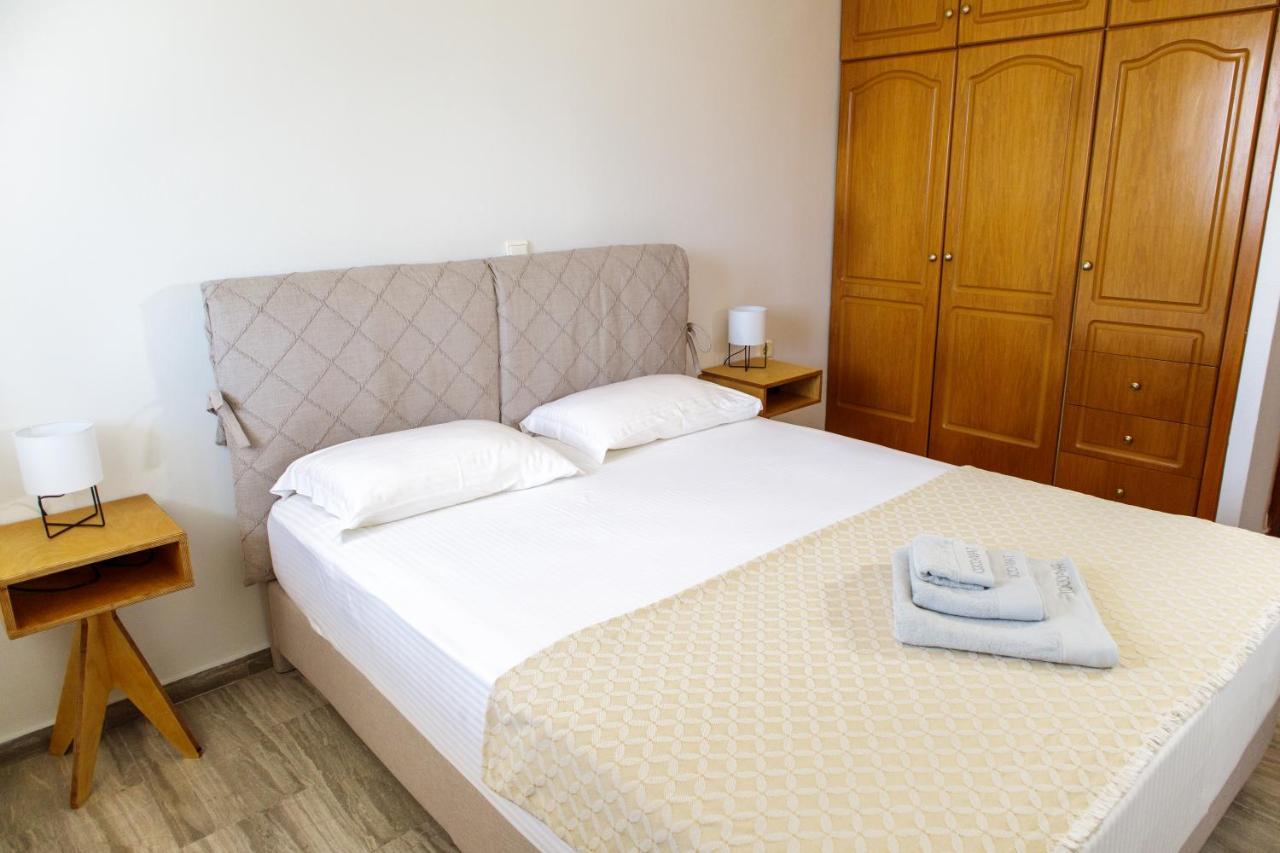 Almyros Aktis Seaview Apartment Calamata Exterior foto