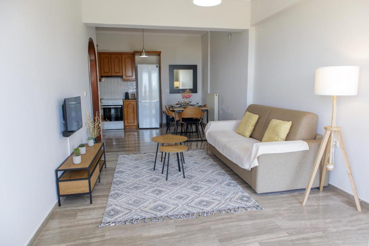 Almyros Aktis Seaview Apartment Calamata Exterior foto